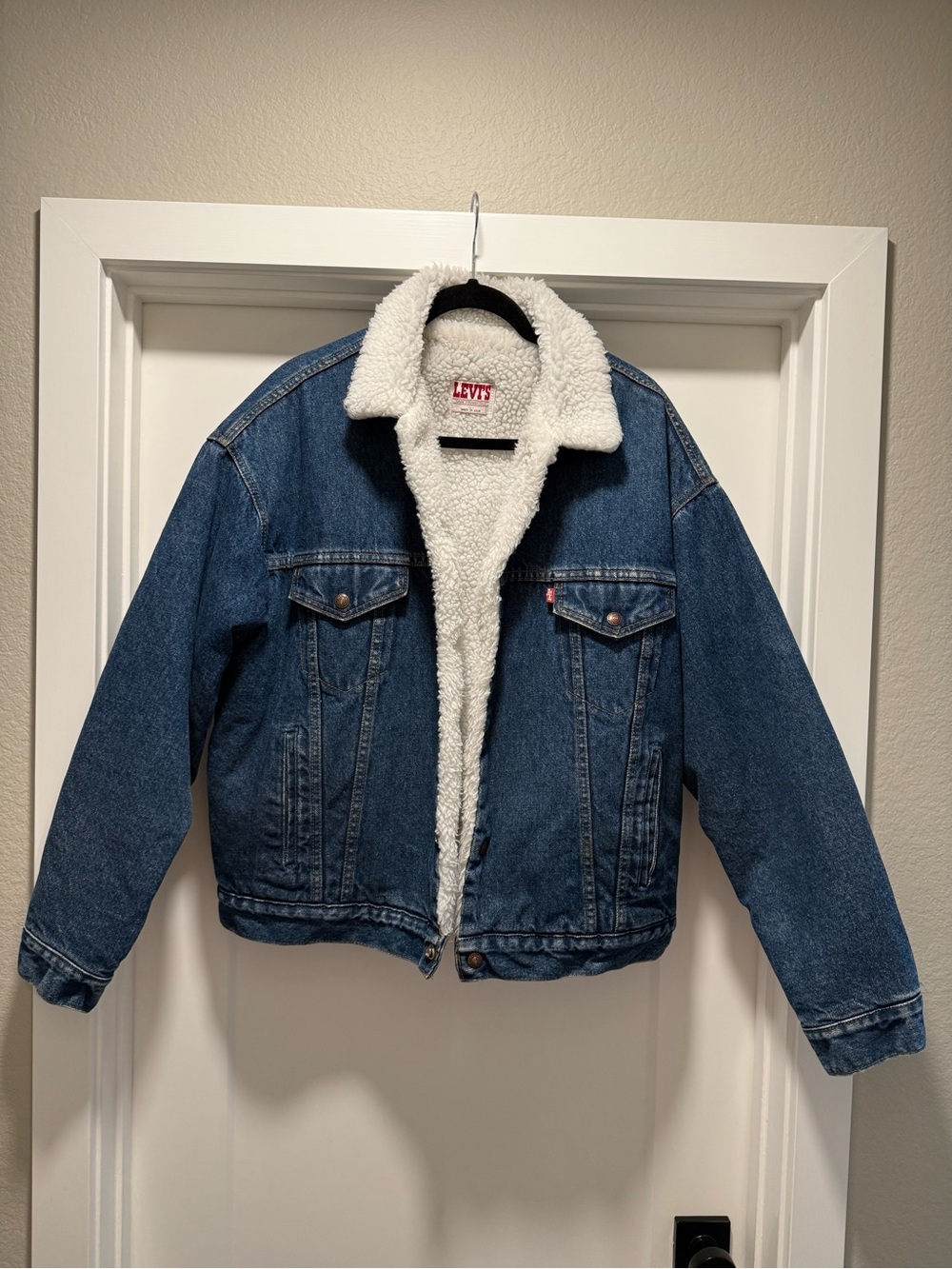 Levi's Blue Denim Jacket with White Sherpa Lining Mens Size Large